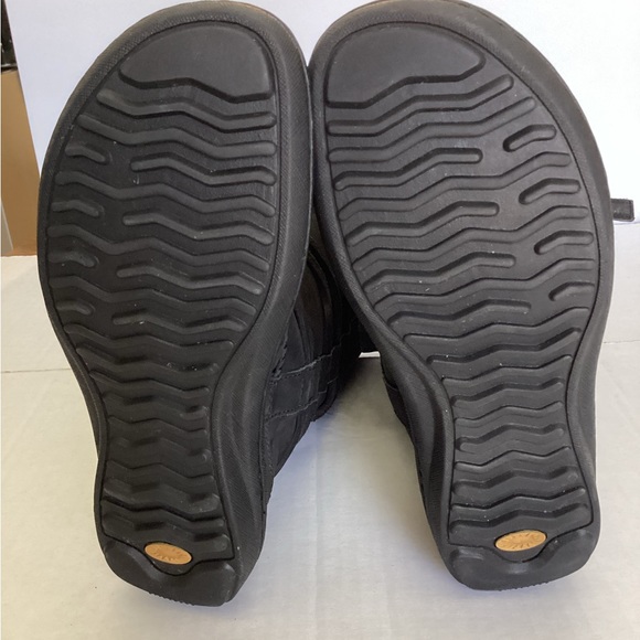 UGG Catalina Tall Black Suede Shearling Leather Wrap Strap Boots Size 6 - Picture 7 of 15